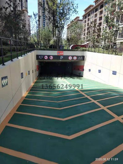 西安停車場(chǎng)車位劃線多少錢一個(gè)，西安停車場(chǎng)劃線施工的價(jià)格？