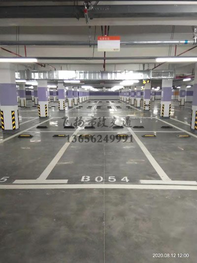 西安停車場(chǎng)車位劃線多少錢一個(gè)，西安停車場(chǎng)劃線施工的價(jià)格？