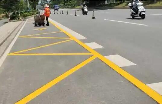 蘇州道路劃線用到的機(jī)械有哪些，道路劃線施工工藝？
