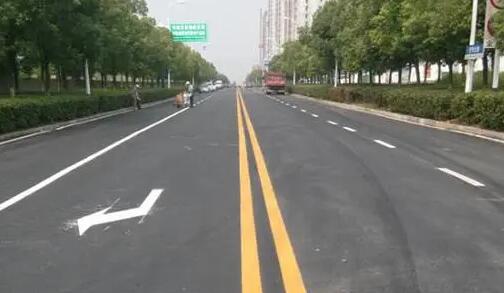 道路劃線的標(biāo)準(zhǔn)尺寸，道路劃線的寬度是多少？
