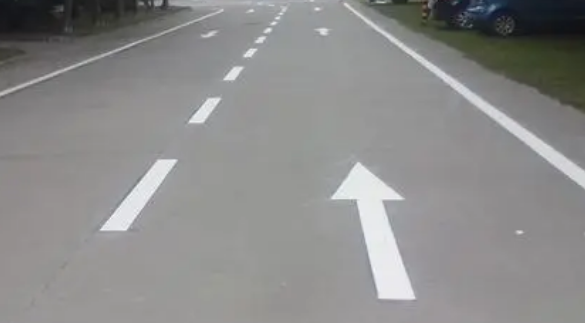 道路劃線熱涂和冷涂一平方多少錢？