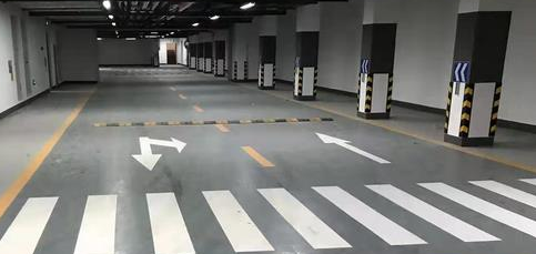 停車位劃線不清晰，如何合理停車？