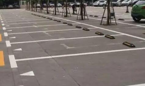 淮南有專業(yè)做車位畫線的嗎？飛揚(yáng)為您提供優(yōu)質(zhì)解決方案！