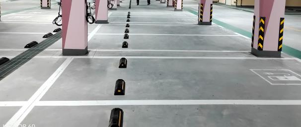 合肥車位劃線解析，地下車庫(kù)減速帶設(shè)置原則？